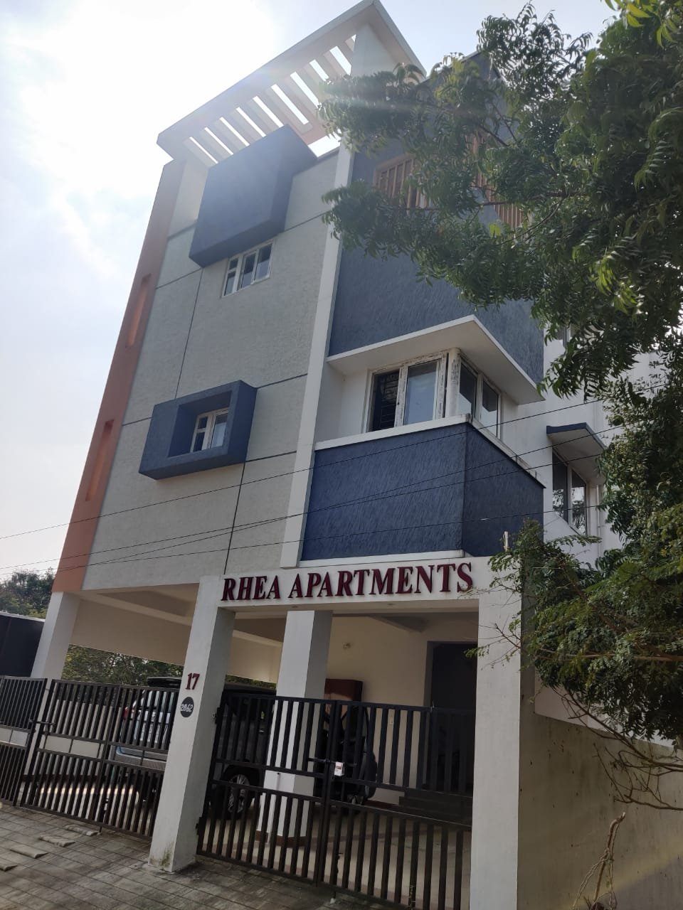 Rhea Aprtment